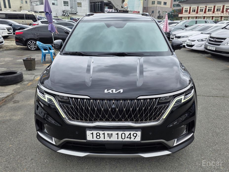 2023 Kia Carnival IV 9-Seater Noblesse с пробегом 81 758 км