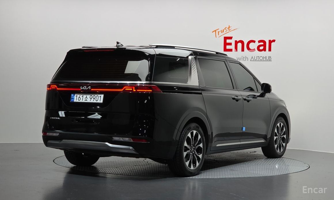 2023 Kia Carnival IV 9-Seater Signature с пробегом 40 924 км