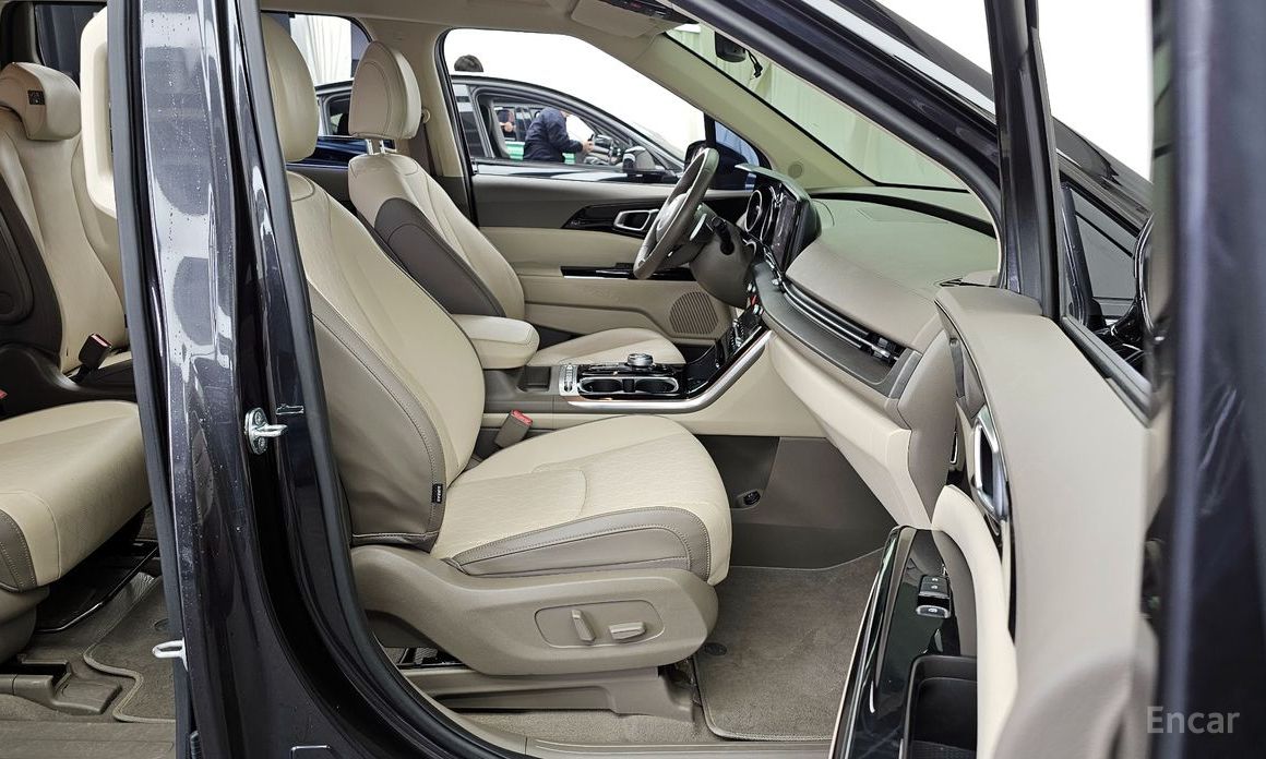 2021 Kia Carnival IV 9-Seater Noblesse с пробегом 48 692 км