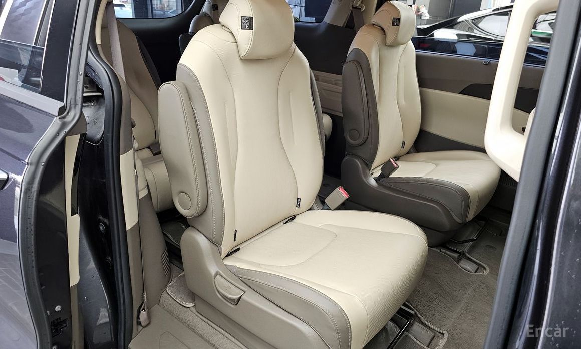 2021 Kia Carnival IV 9-Seater Noblesse с пробегом 48 692 км