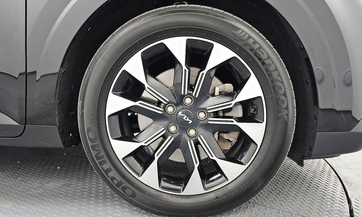 2022 Kia Carnival IV 9-Seater Signature с пробегом 60 723 км