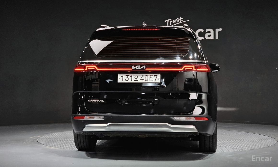 2022 Kia Carnival IV 9-Seater Noblesse с пробегом 37 658 км