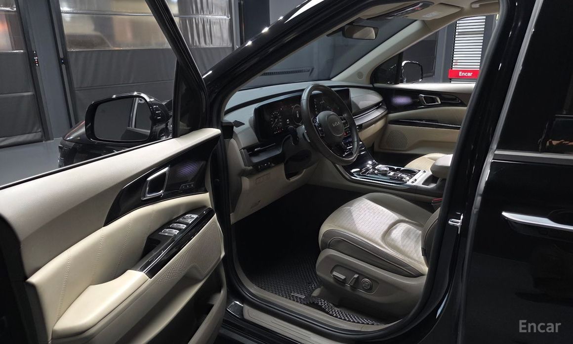 2021 Kia Carnival IV 9-Seater Signature с пробегом 112 581 км