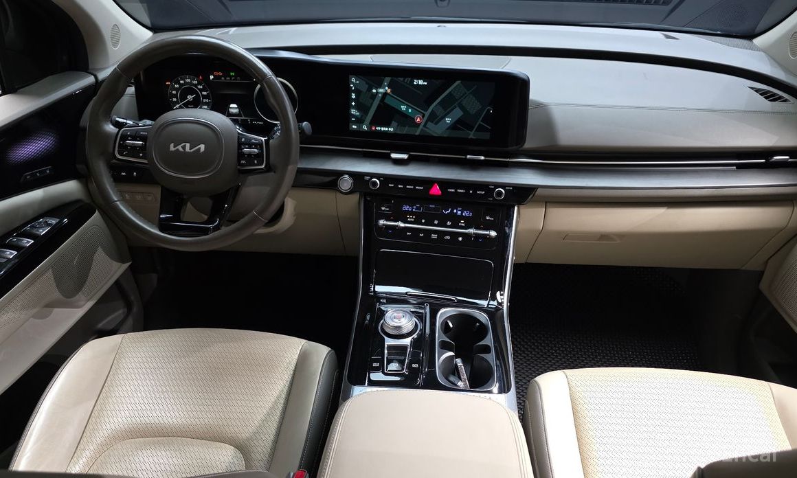 2021 Kia Carnival IV 9-Seater Signature с пробегом 112 581 км
