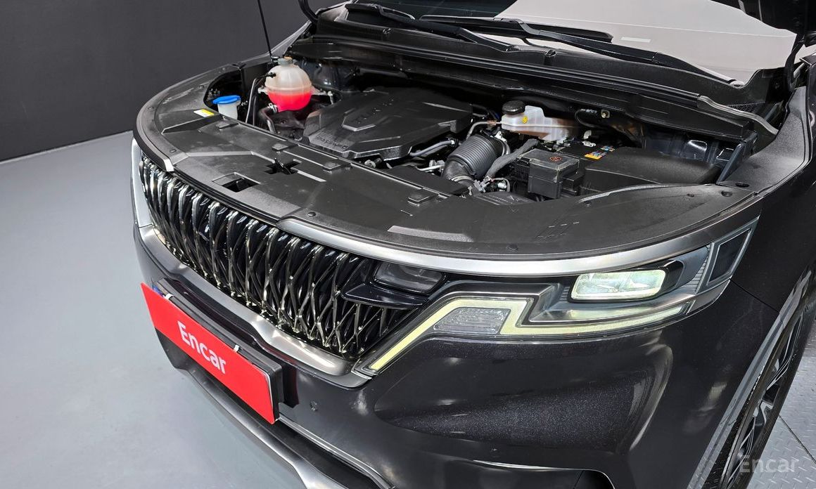 2023 Kia Carnival IV 9-Seater Signature с пробегом 93 759 км