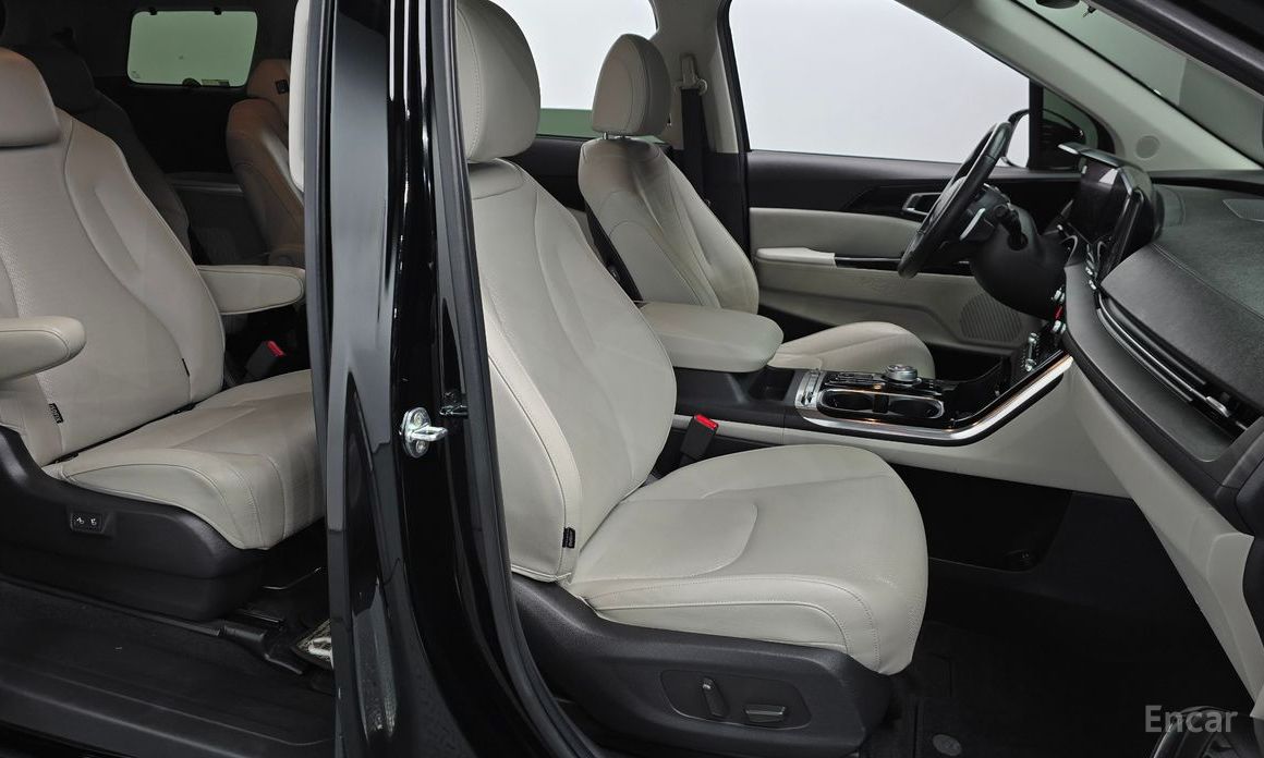 2022 Kia Carnival IV 9-Seater Noblesse с пробегом 119 328 км
