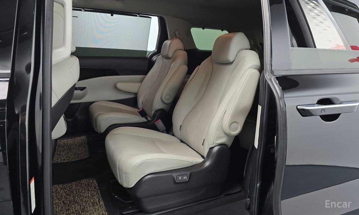 2022 Kia Carnival IV 9-Seater Noblesse с пробегом 119 328 км