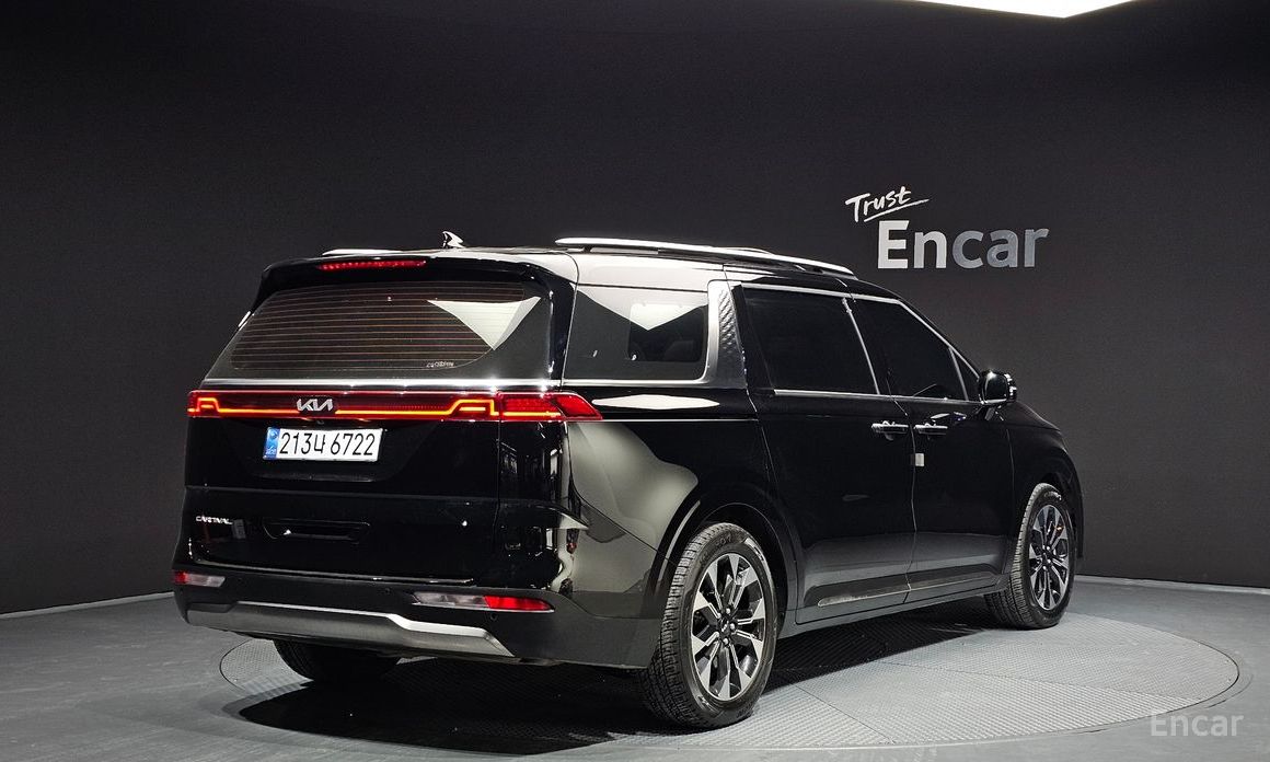 2022 Kia Carnival IV 9-Seater Signature с пробегом 71 973 км