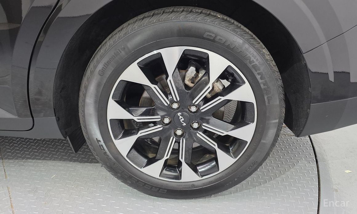 2021 Kia Carnival IV 9-Seater Signature с пробегом 69 929 км