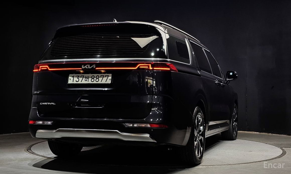 2022 Kia Carnival IV 9-Seater Noblesse с пробегом 68 666 км