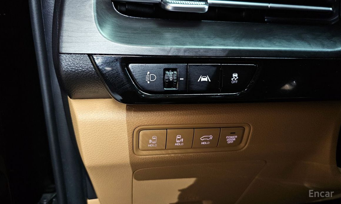 2022 Kia Carnival IV 9-Seater Signature с пробегом 71 973 км