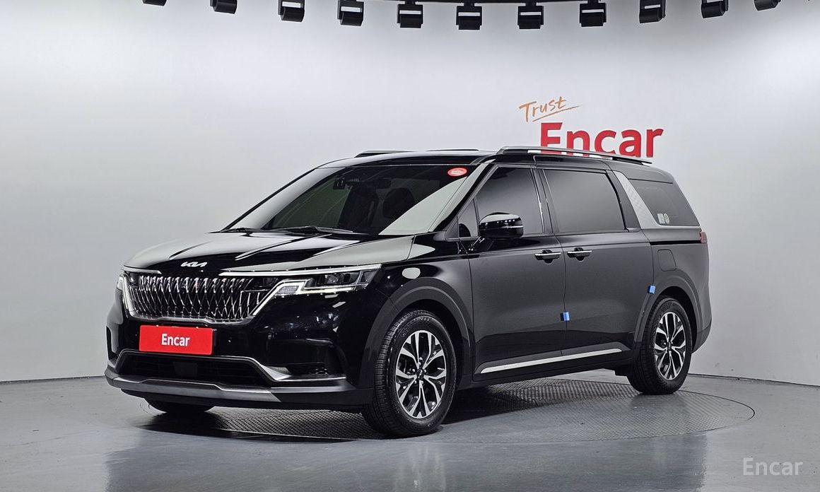 2023 Kia Carnival IV 9-Seater Signature с пробегом 95 425 км