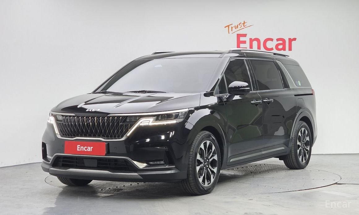 2023 Kia Carnival IV 9-Seater Signature с пробегом 75 673 км
