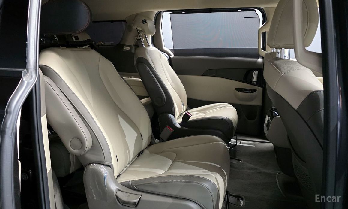 2022 Kia Carnival IV 9-Seater Noblesse с пробегом 68 666 км