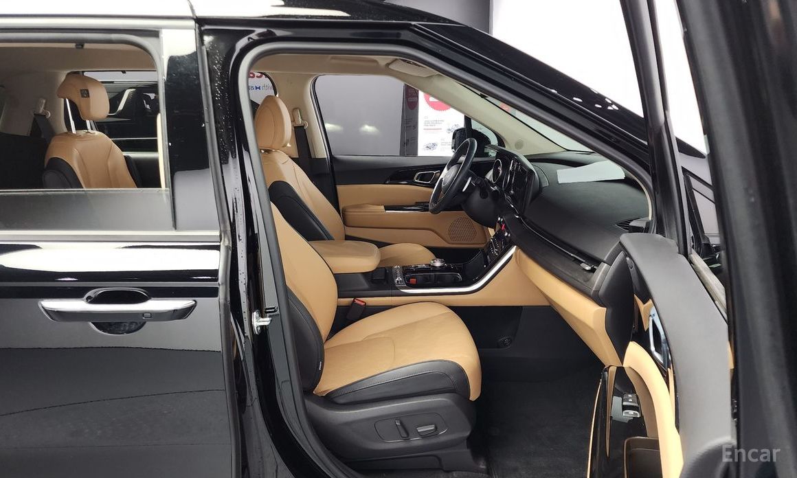 2023 Kia Carnival IV 9-Seater Noblesse с пробегом 55 482 км