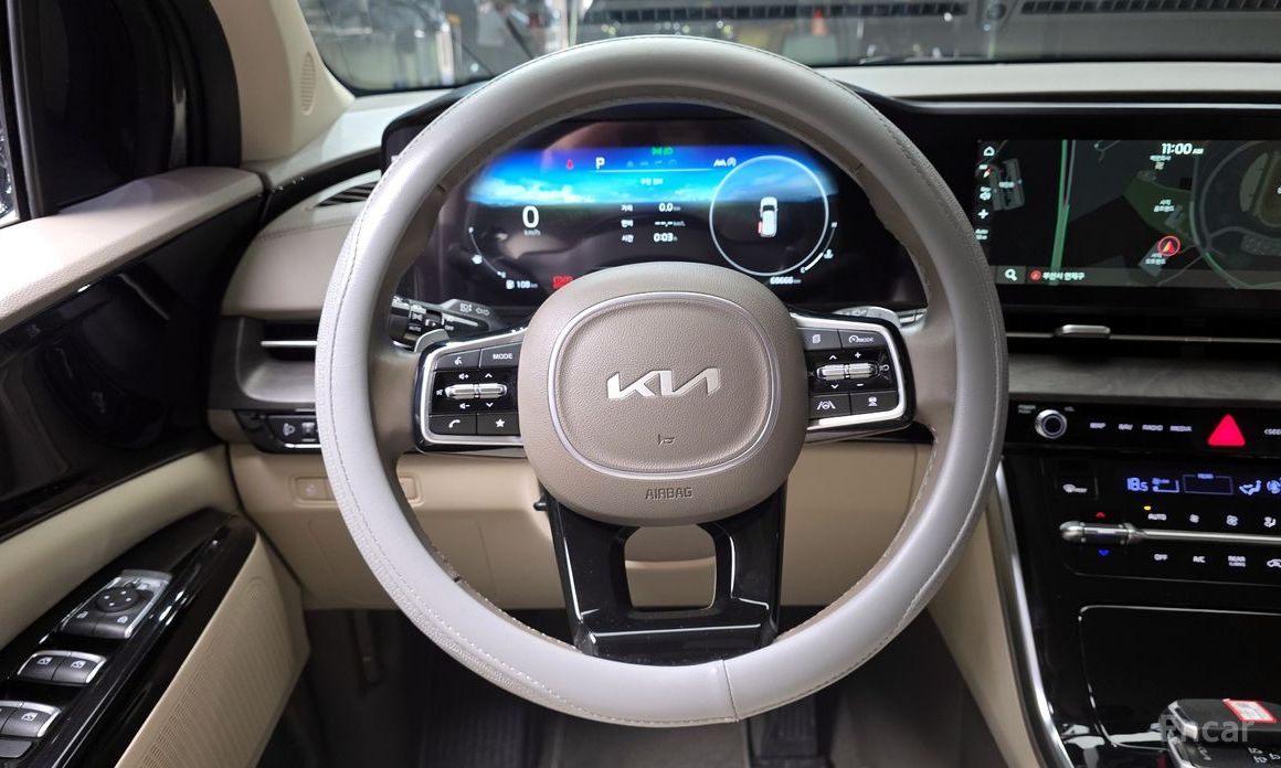 2022 Kia Carnival IV 9-Seater Noblesse с пробегом 68 666 км