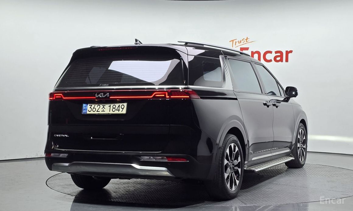 2022 Kia Carnival IV 9-Seater Noblesse с пробегом 56 141 км