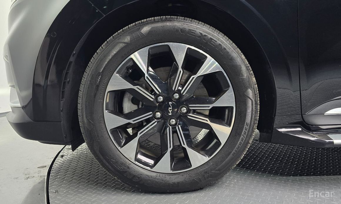 2022 Kia Carnival IV 9-Seater Noblesse с пробегом 56 141 км
