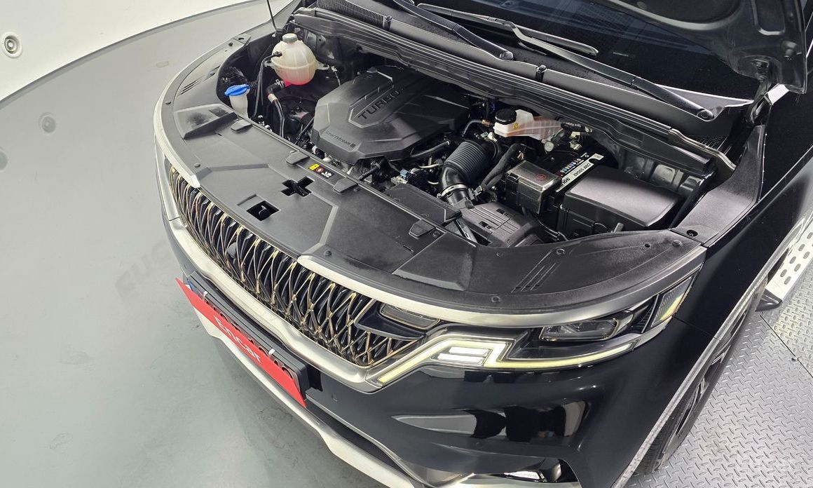 2022 Kia Carnival IV 9-Seater Noblesse с пробегом 56 141 км