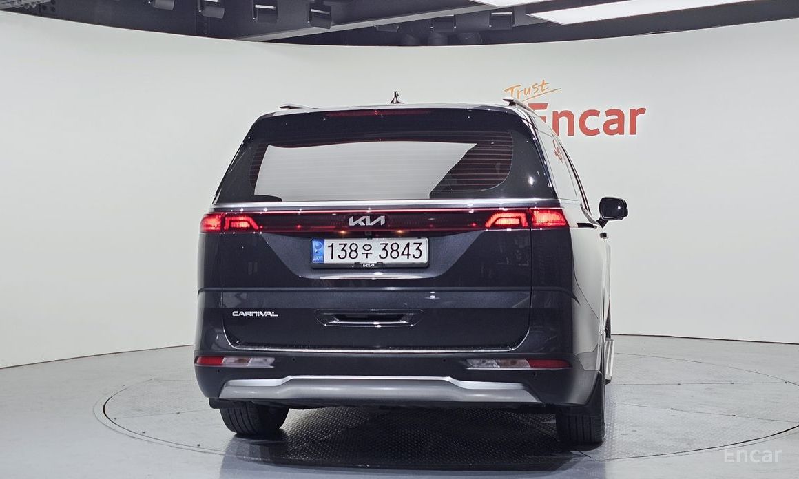 2021 Kia Carnival IV 9-Seater Noblesse с пробегом 63 887 км