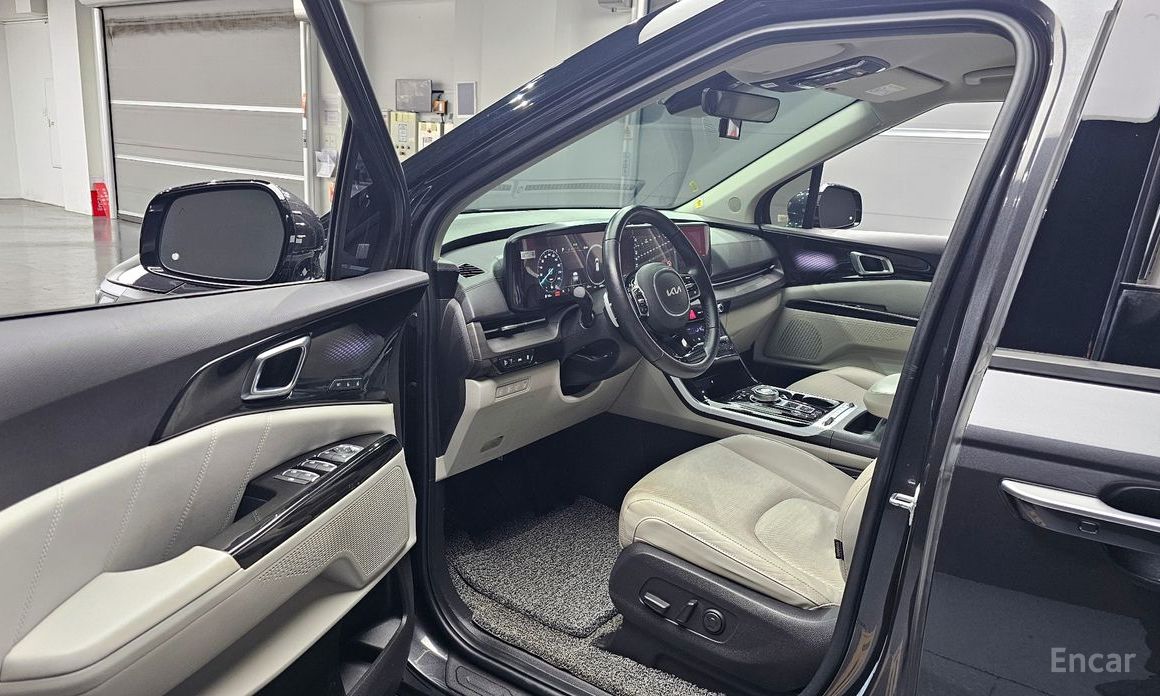 2022 Kia Carnival IV 9-Seater Signature с пробегом 33 321 км