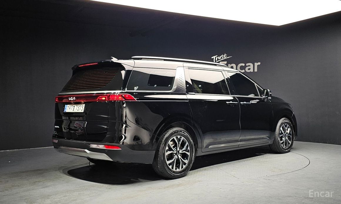 2022 Kia Carnival IV 9-Seater Noblesse с пробегом 111 924 км