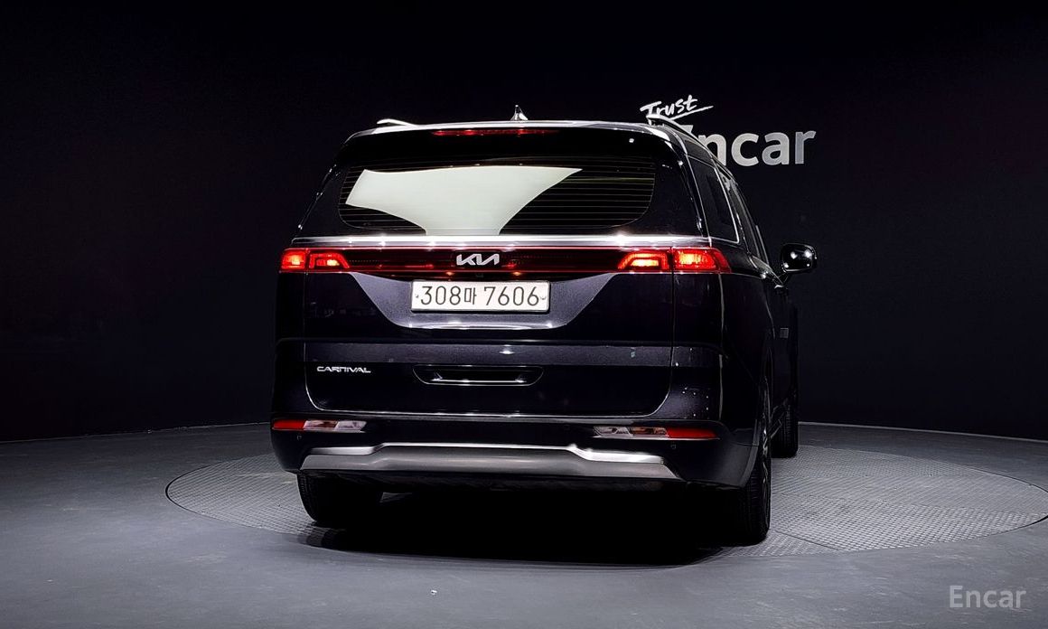 2021 Kia Carnival IV 9-Seater Noblesse с пробегом 113 352 км