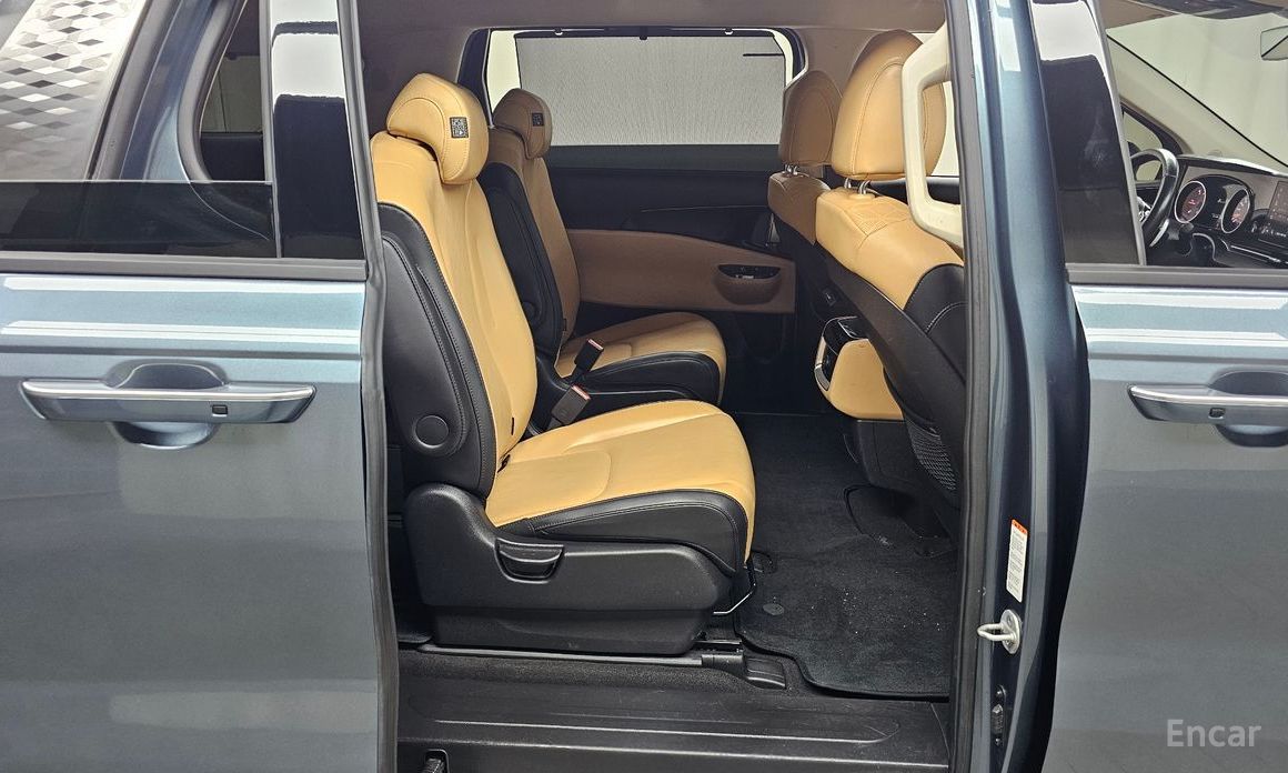 2022 Kia Carnival IV 9-Seater Noblesse с пробегом 61 147 км
