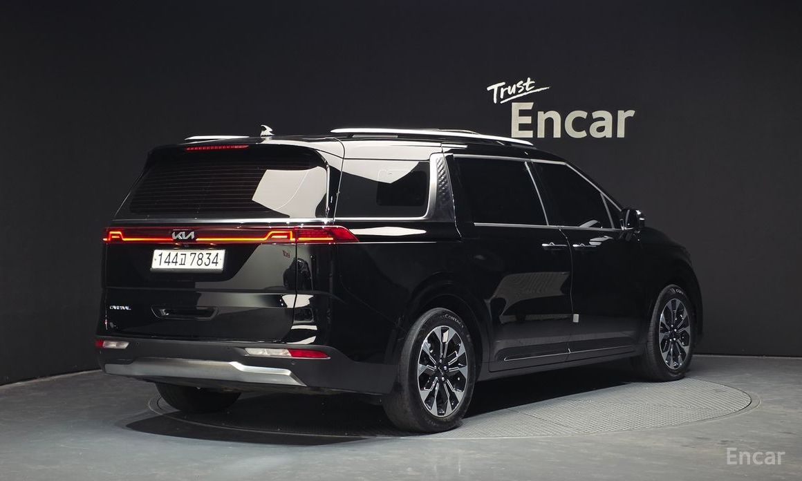 2022 Kia Carnival IV 9-Seater Signature с пробегом 54 529 км