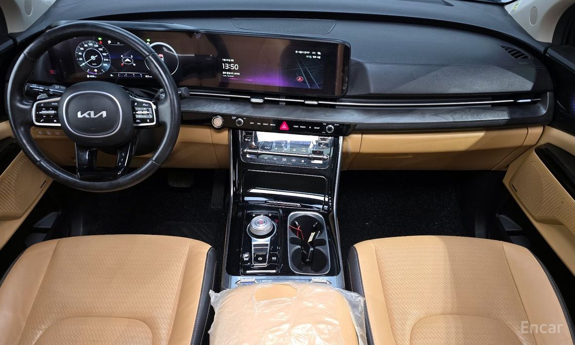 2023 Kia Carnival IV 9-Seater Signature с пробегом 79 964 км