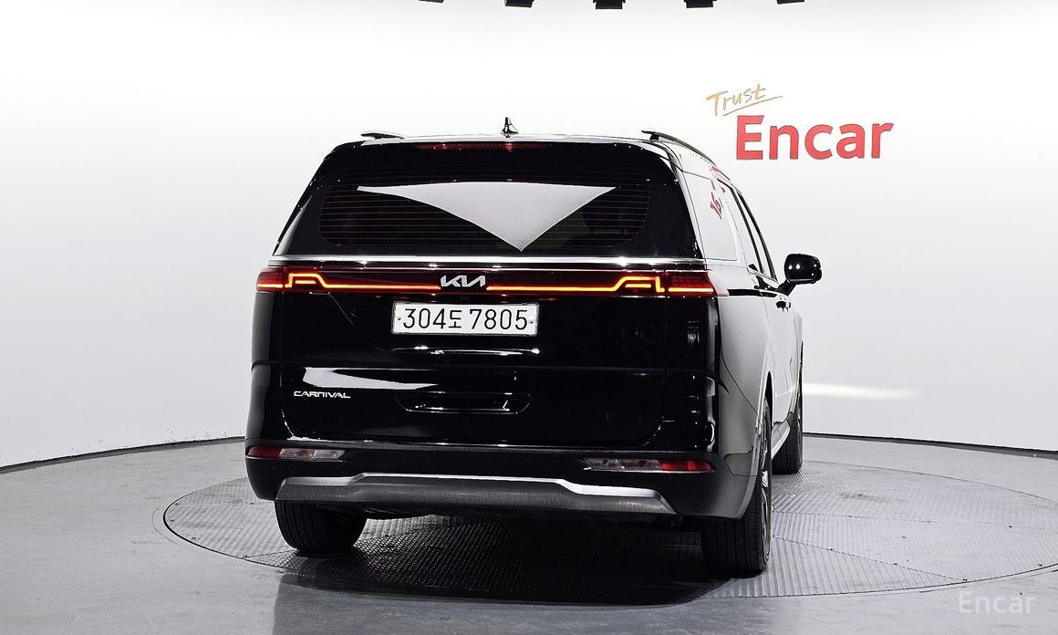 2022 Kia Carnival IV 9-Seater Noblesse с пробегом 25 060 км