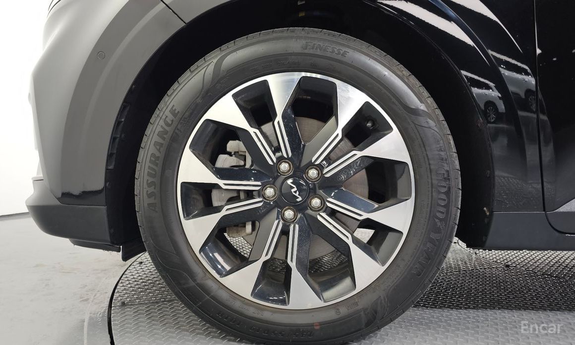 2022 Kia Carnival IV 9-Seater Noblesse с пробегом 25 060 км