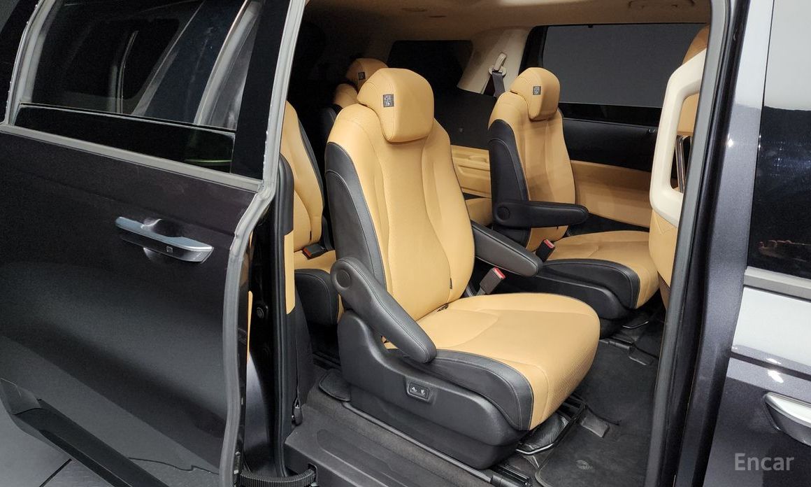 2021 Kia Carnival IV 9-Seater Noblesse с пробегом 113 352 км