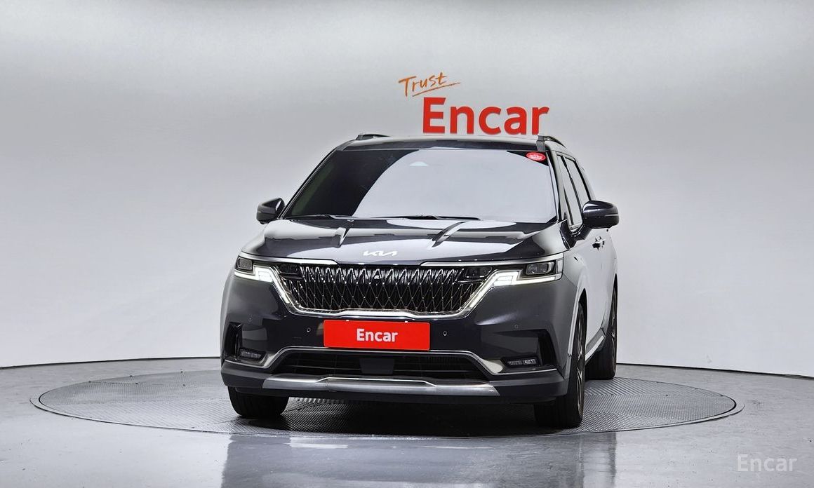 2023 Kia Carnival IV 9-Seater Signature с пробегом 29 418 км