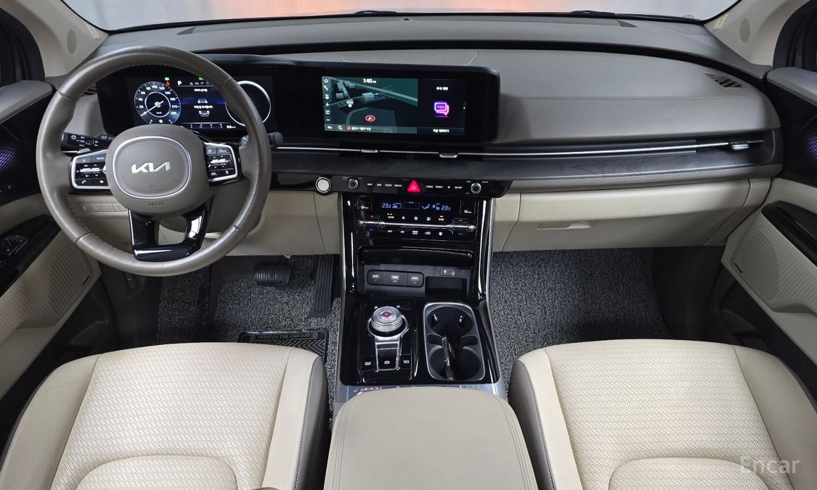 2022 Kia Carnival IV 9-Seater Signature с пробегом 50 480 км