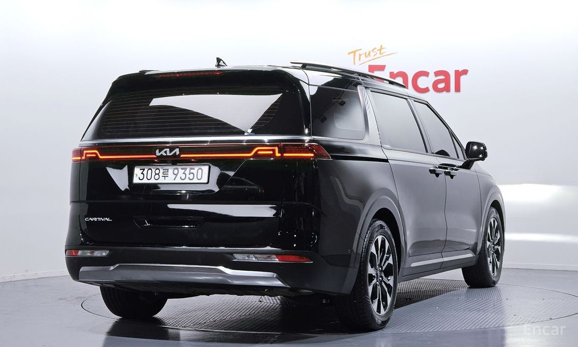 2022 Kia Carnival IV 9-Seater Signature с пробегом 74 935 км