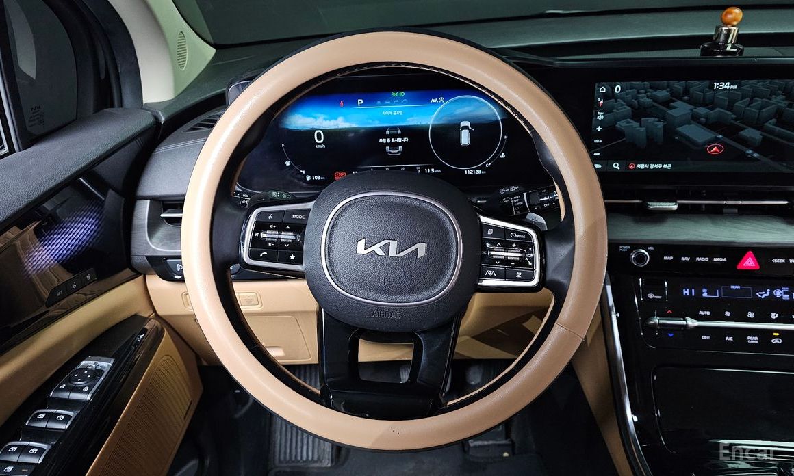 2022 Kia Carnival IV 9-Seater Signature с пробегом 112 128 км