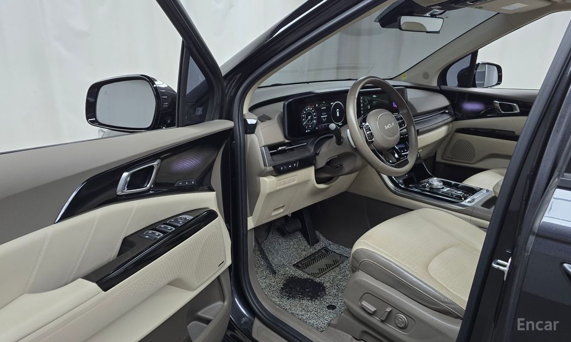 2022 Kia Carnival IV 9-Seater Signature с пробегом 50 480 км
