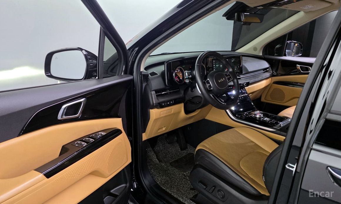2023 Kia Carnival IV 9-Seater Noblesse с пробегом 71 402 км