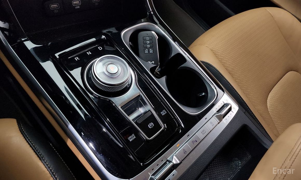 2023 Kia Carnival IV 9-Seater Signature с пробегом 29 418 км