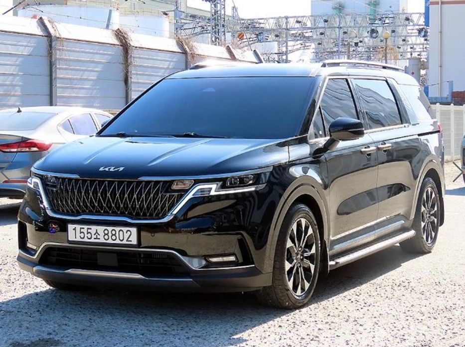2022 Kia Carnival IV 9-Seater Noblesse с пробегом 42 249 км