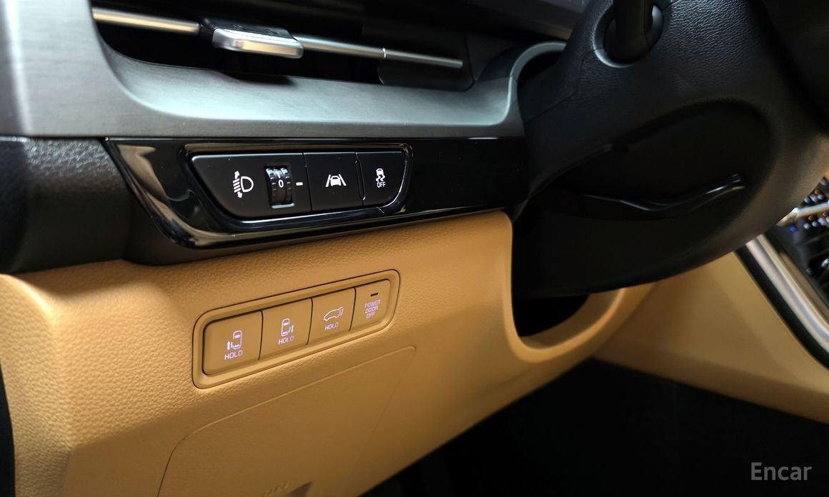 2022 Kia Carnival IV 9-Seater Signature с пробегом 54 529 км
