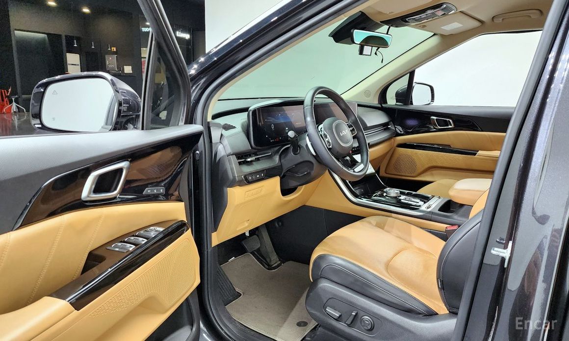 2023 Kia Carnival IV 9-Seater Signature с пробегом 29 418 км
