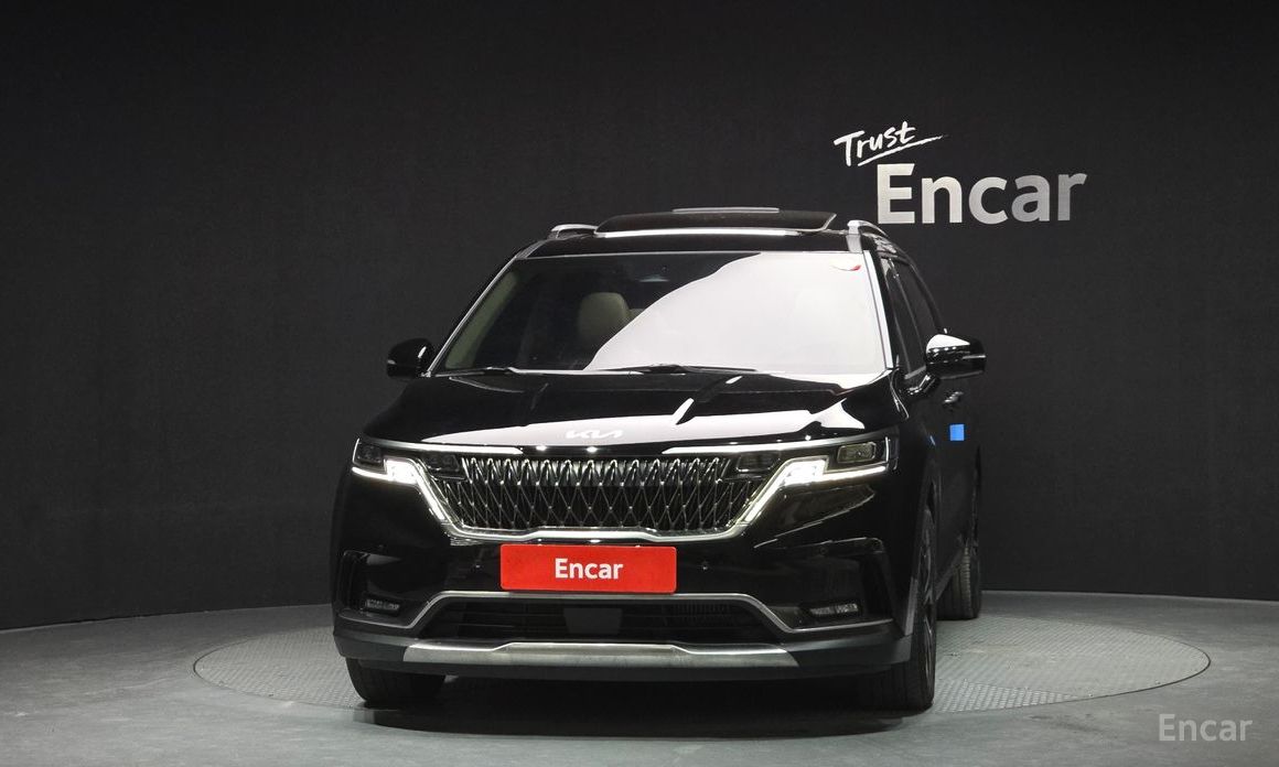 2023 Kia Carnival IV 9-Seater Signature с пробегом 40 292 км