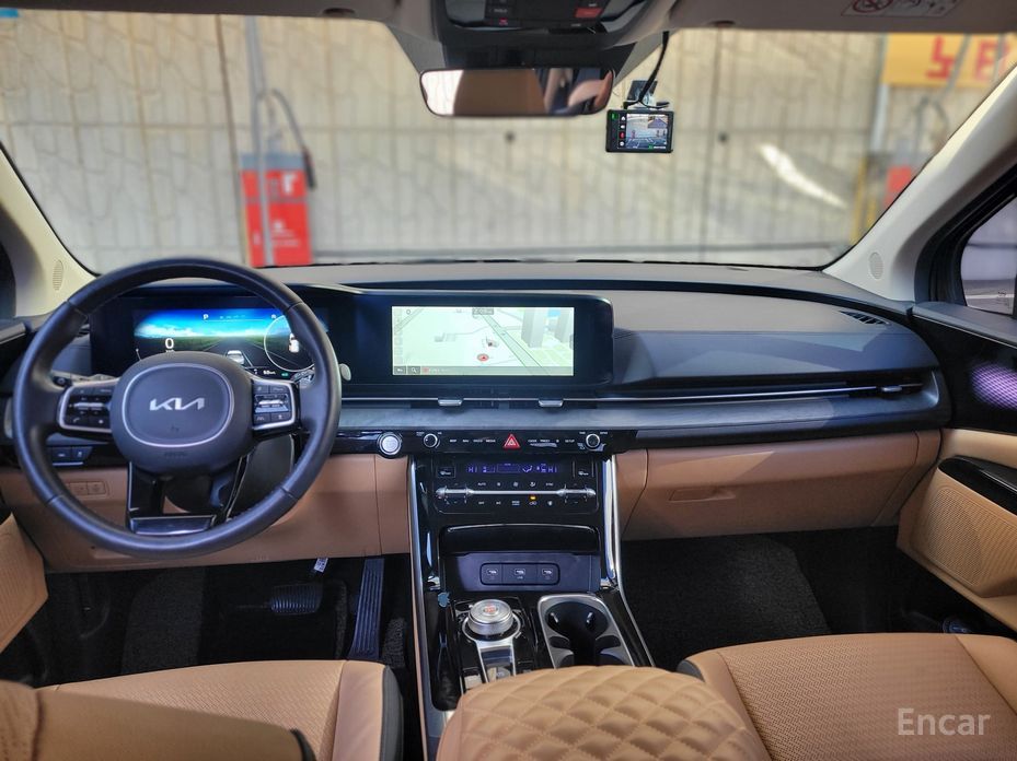 2023 Kia Carnival IV 9-Seater Signature с пробегом 61 294 км
