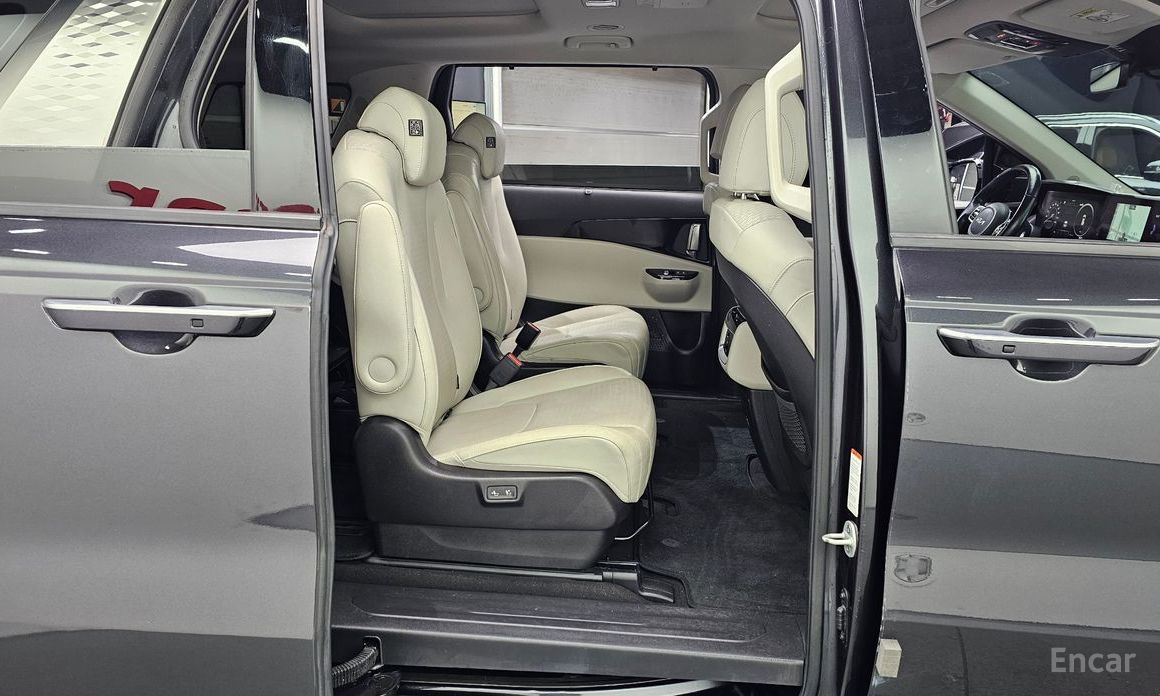 2021 Kia Carnival IV 9-Seater Noblesse с пробегом 38 307 км