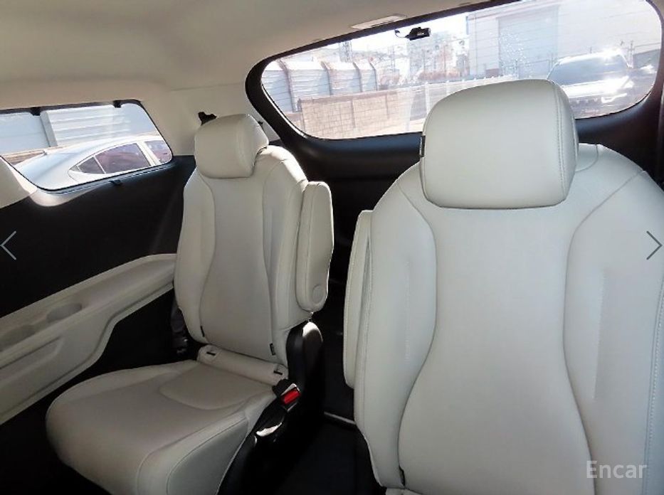 2022 Kia Carnival IV 9-Seater Noblesse с пробегом 42 249 км