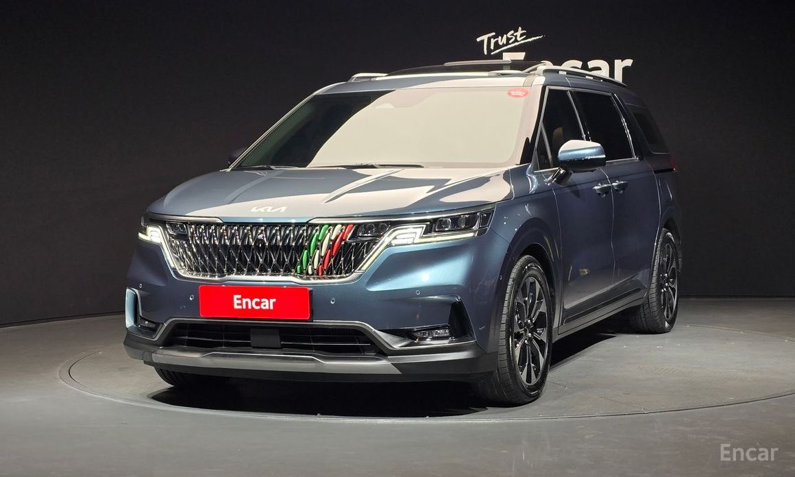 2022 Kia Carnival IV 9-Seater Signature с пробегом 38 209 км