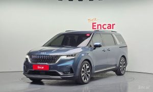 2023 Kia Carnival IV 9-Seater Signature с пробегом 120 535 км