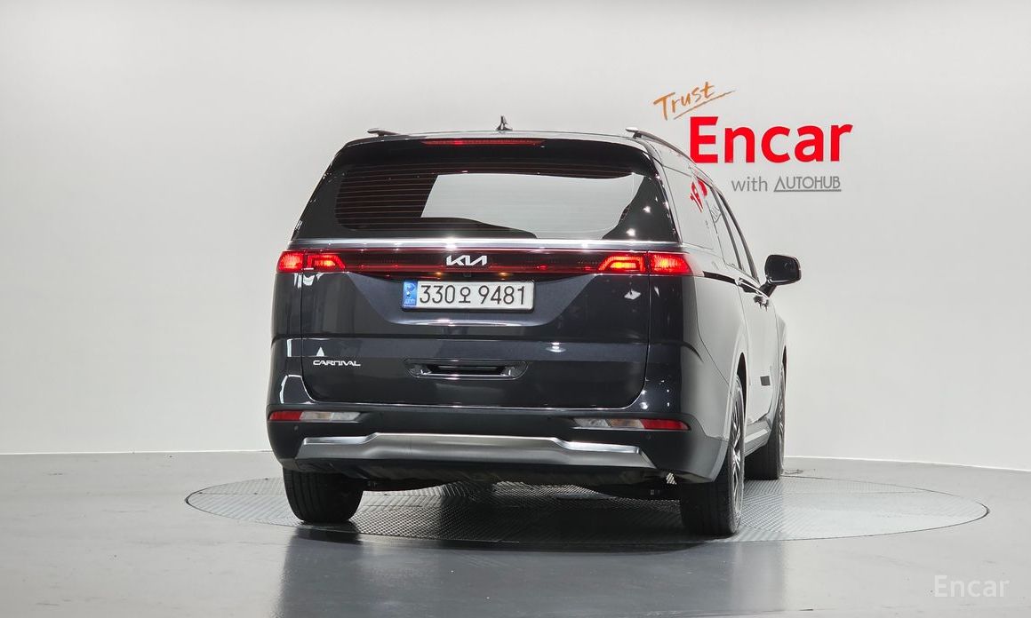 2023 Kia Carnival IV 9-Seater Signature с пробегом 63 694 км